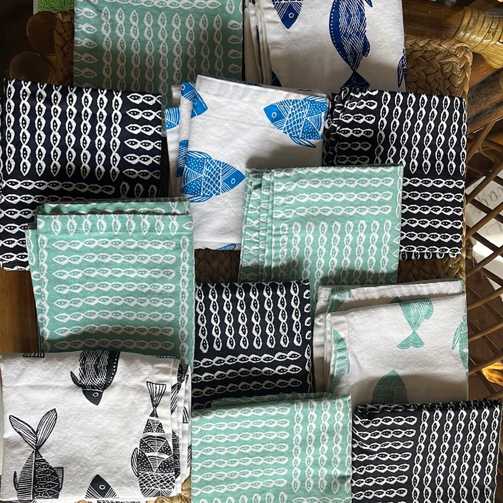 Threshold fabric napkins